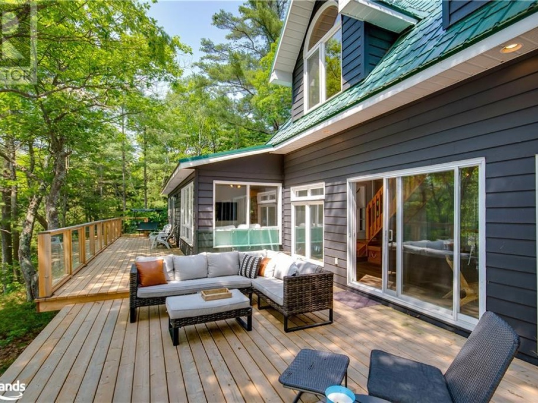 1384 Browning Island, Lake Muskoka