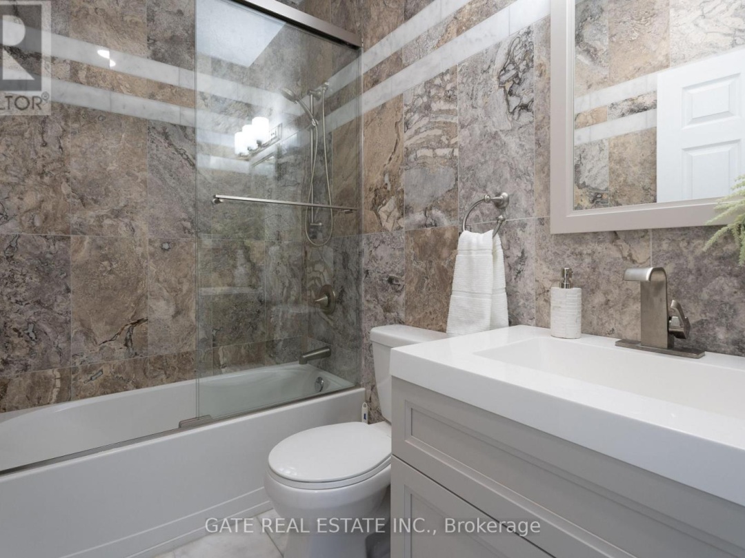44 BASS LAKE ROAD, Pigeon Lake