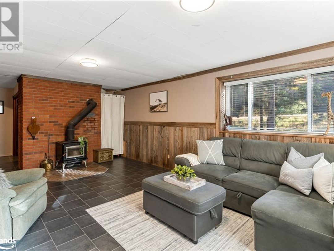 1179 Muskoka Road 117, Bracebridge