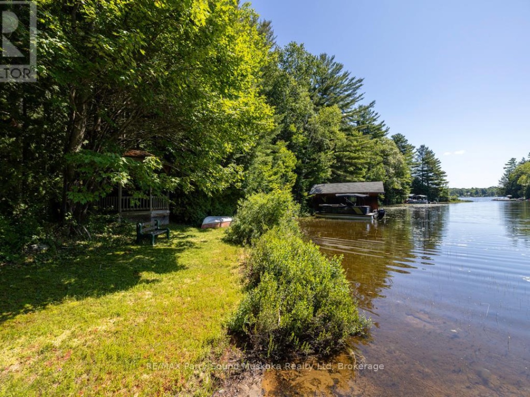 20 PRIOR LANE, Otter Lake