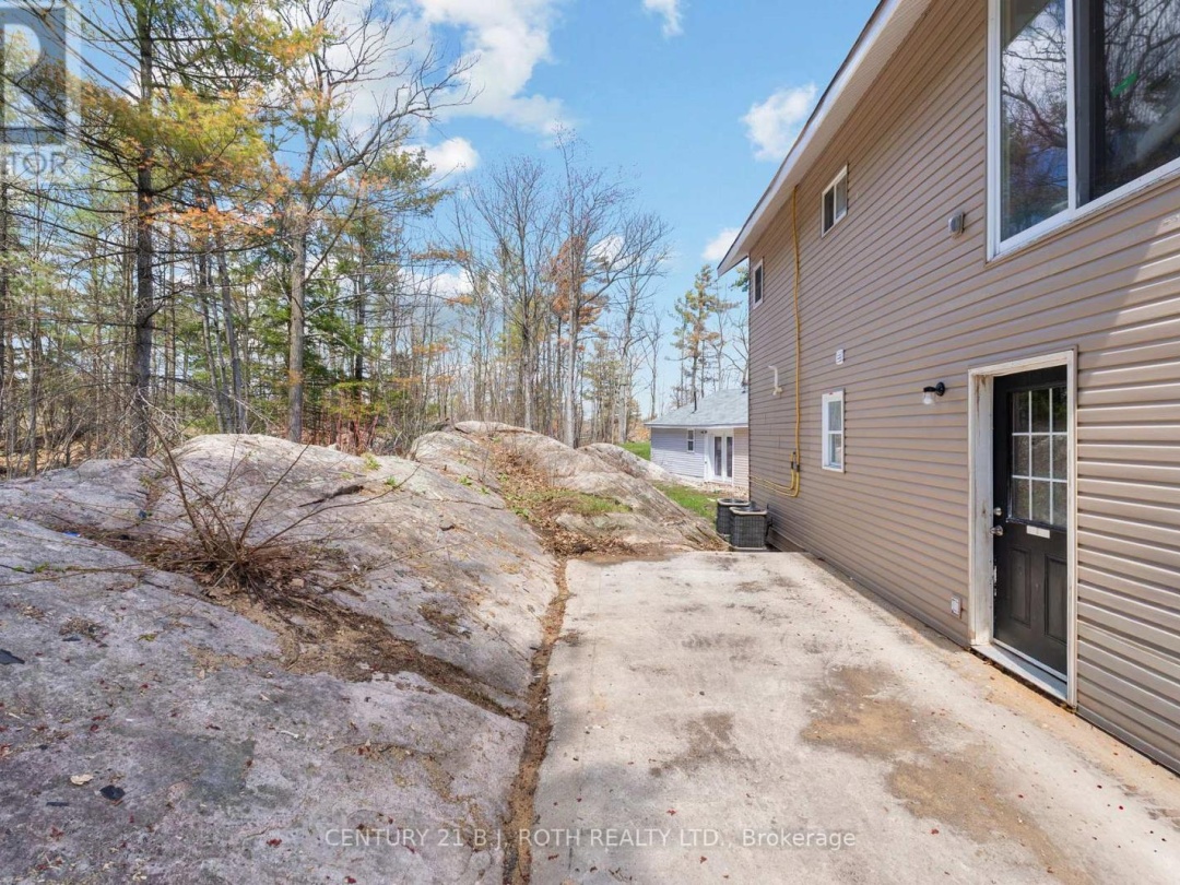 1411 HWY 11 S, Gravenhurst (Morrison)