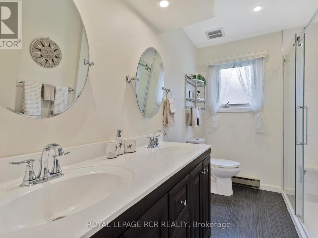 5 PARK LANE, Lake Simcoe