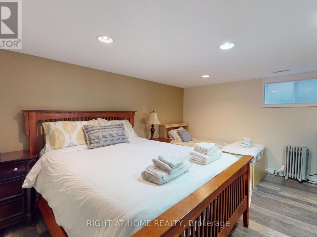 62 ANTIQUARY ROAD, Canal Lake