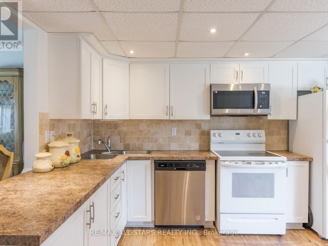 53 HELEN STREET, Kawartha Lakes (Bobcaygeon)