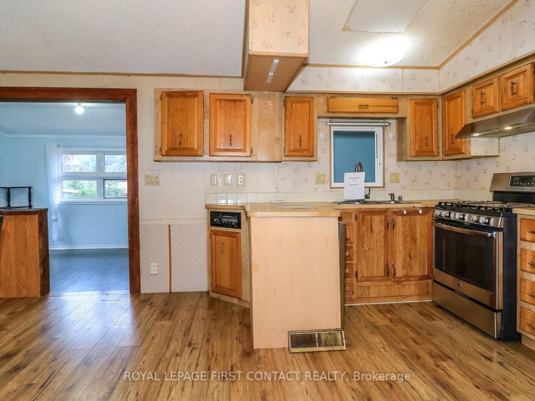 1088 COLONY ROAD, South Branch Muskoka River