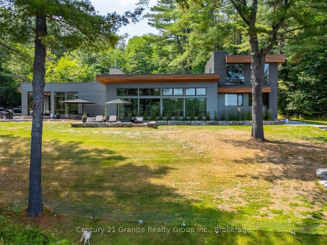 1085 GRACE ROAD, 