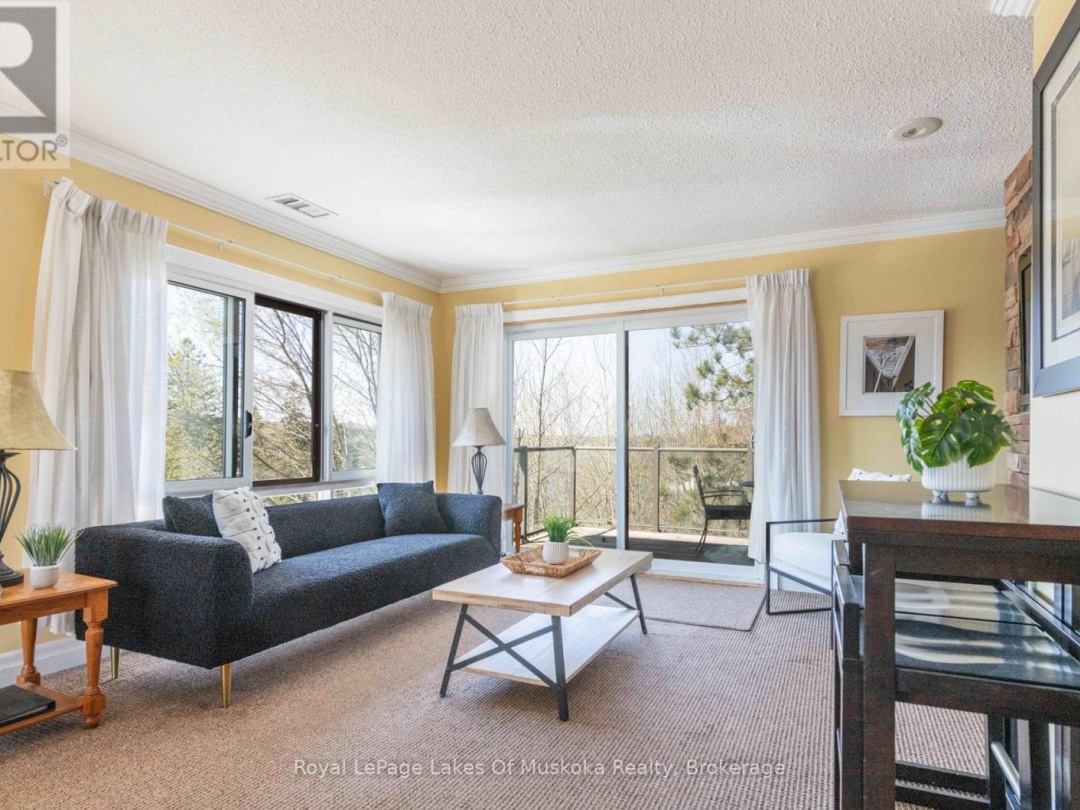 301 - 29 TENNISVIEW DRIVE, 