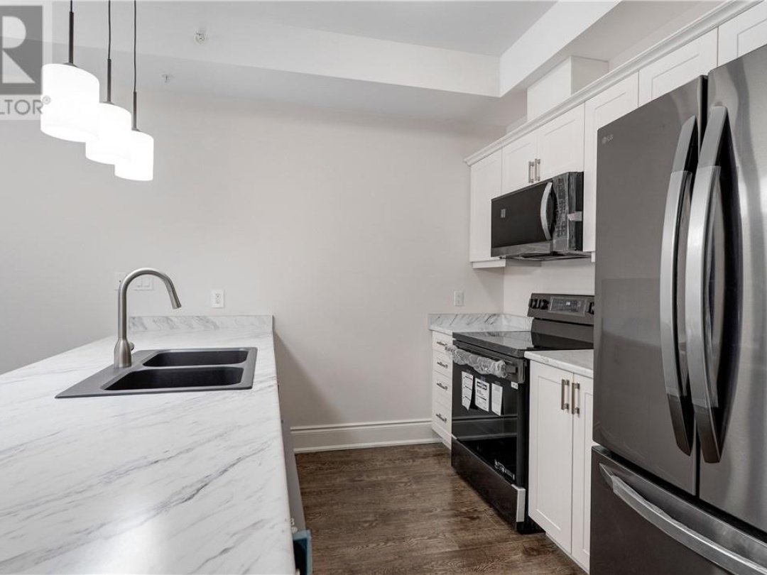 11C Salt Dock Road Unit# 404, Parry Sound