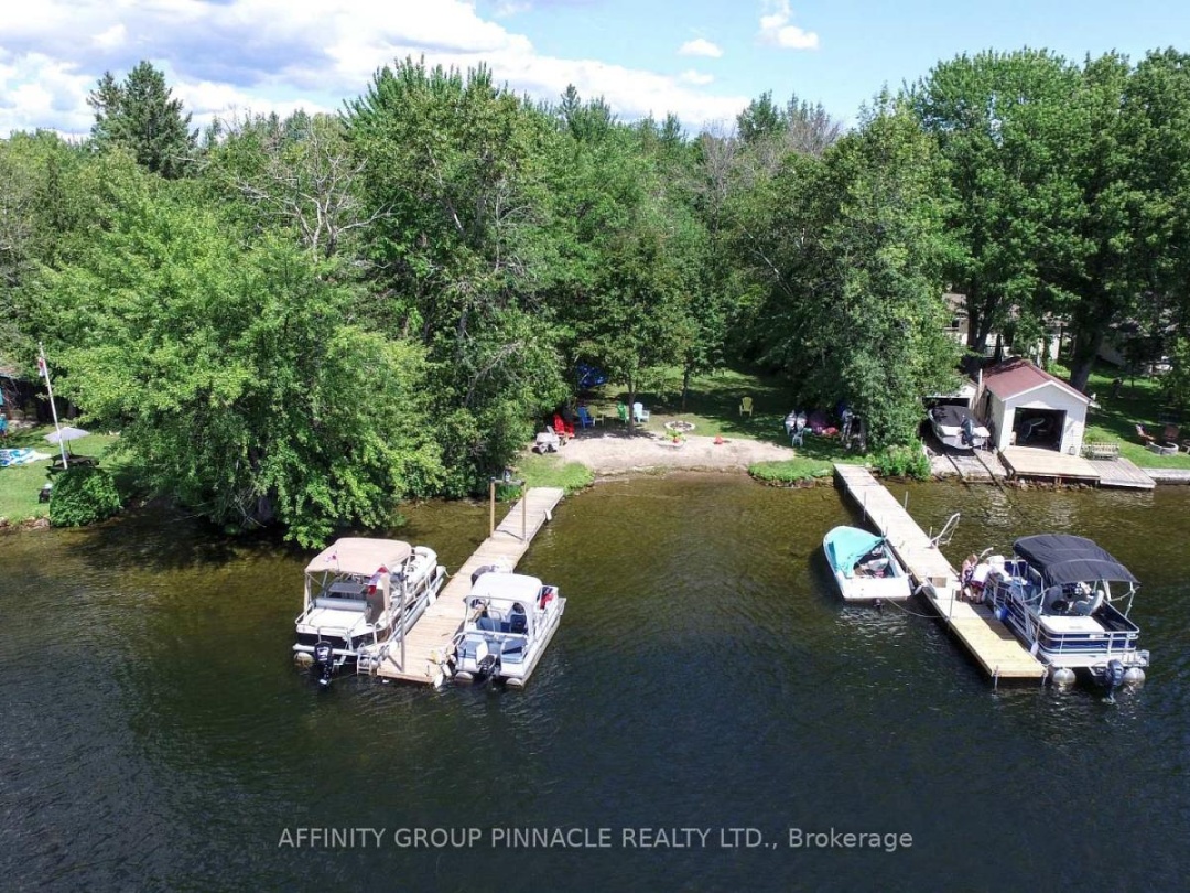 147 STURGEON GLEN ROAD, Sturgeon Lake