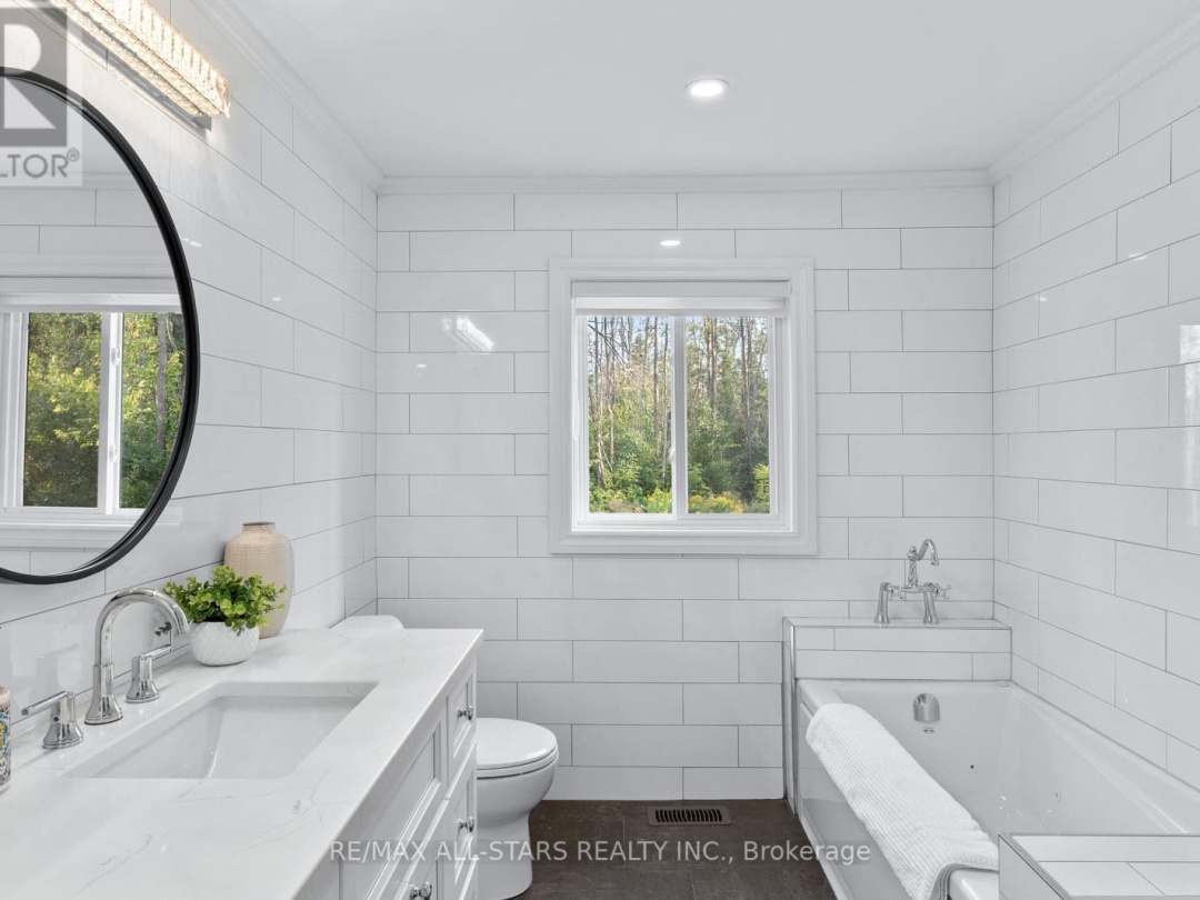 36 STINSON'S BAY ROAD, 