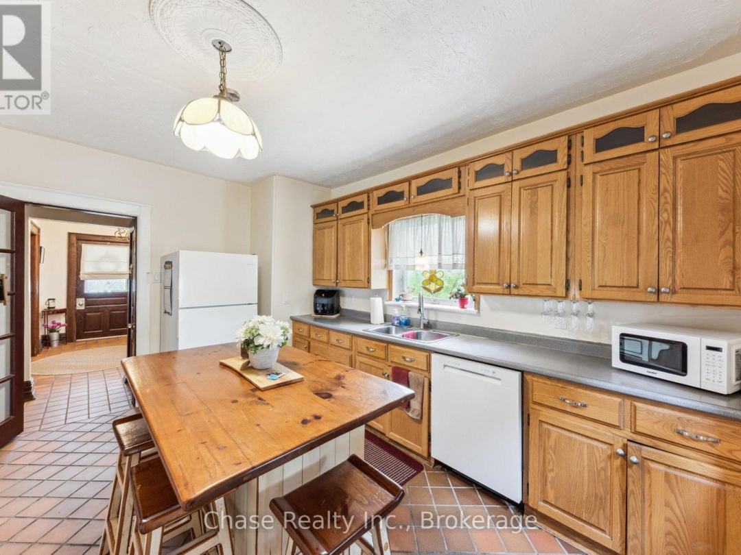 746 SIXTH AVENUE, 