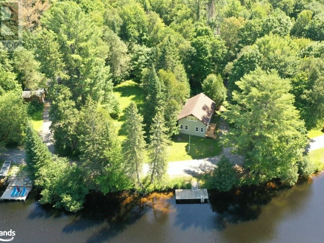 1106 Springdale Shores, Muskoka River