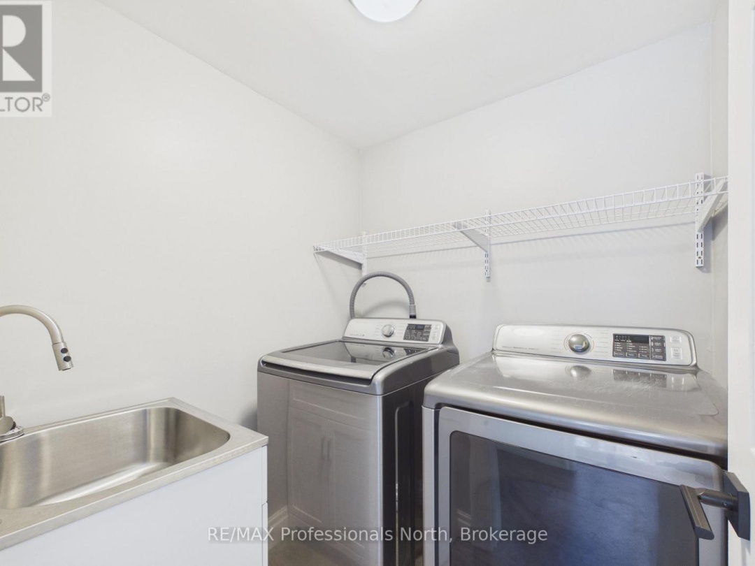 1196 RAVENSCLIFFE ROAD, Huntsville (Chaffey)
