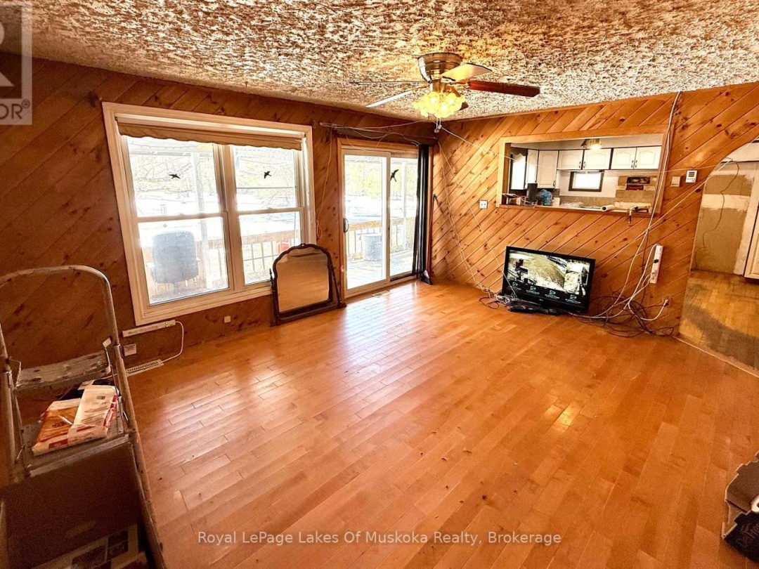 1071 NAISMITH ROAD, Bracebridge (Macaulay)