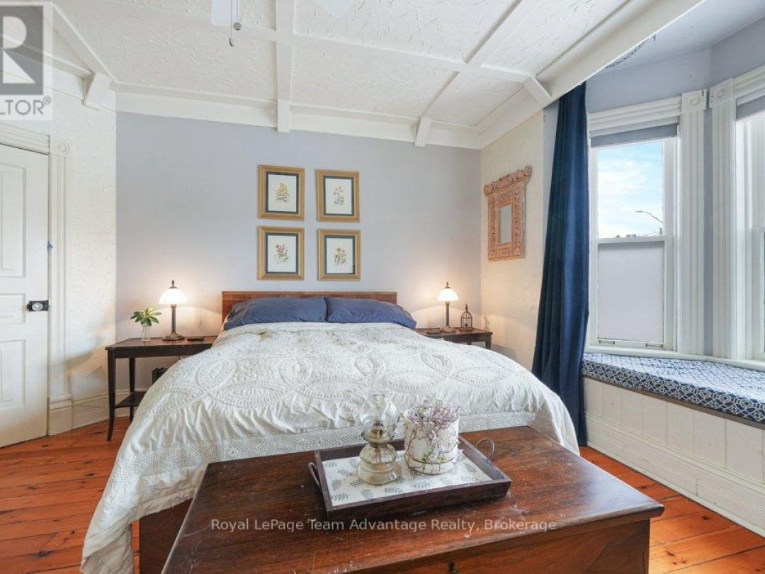 79 GIBSON STREET, Parry Sound