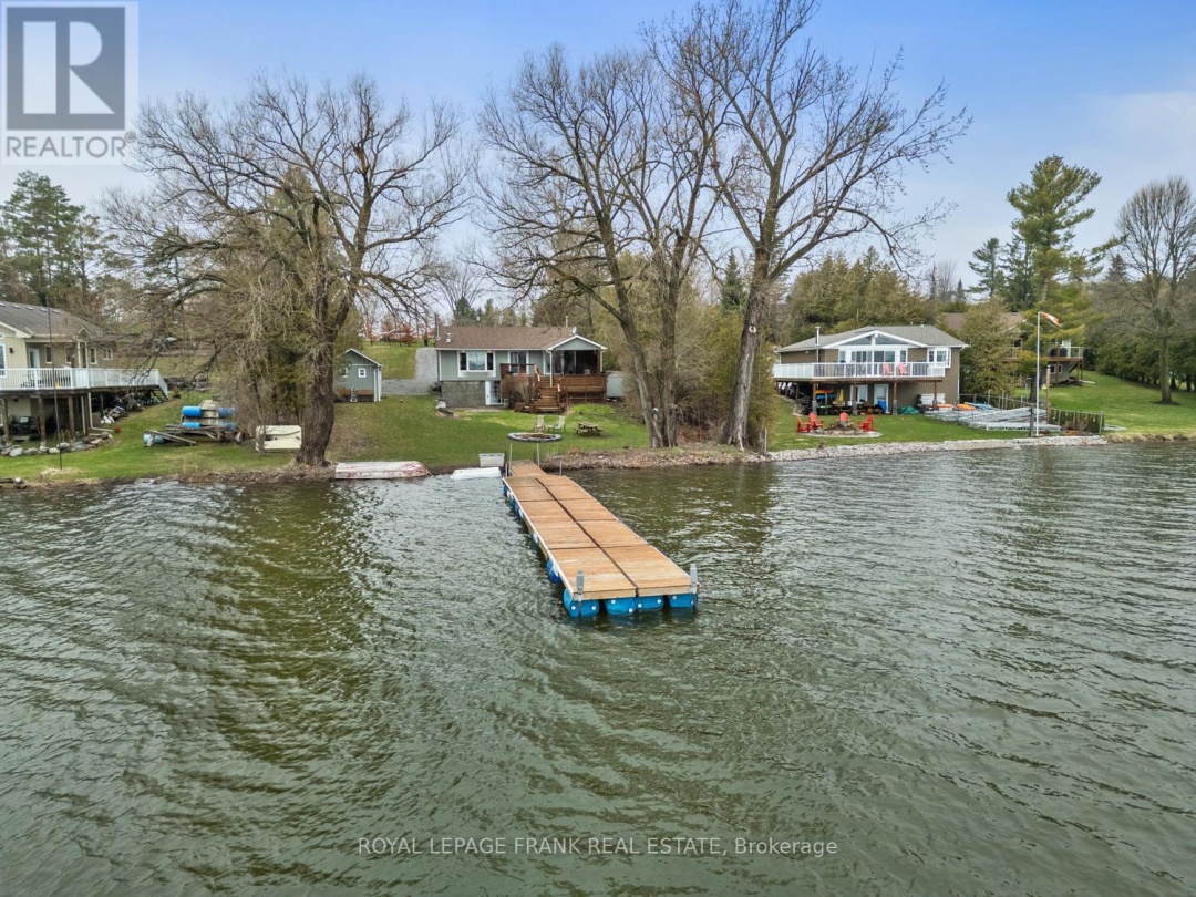 111 BALL POINT ROAD, Lake Scugog