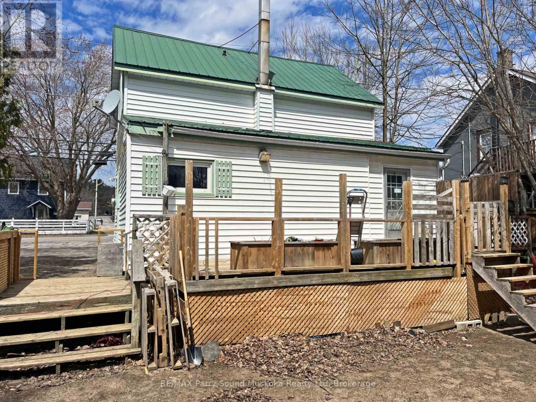 97 WILLIAM STREET, Parry Sound