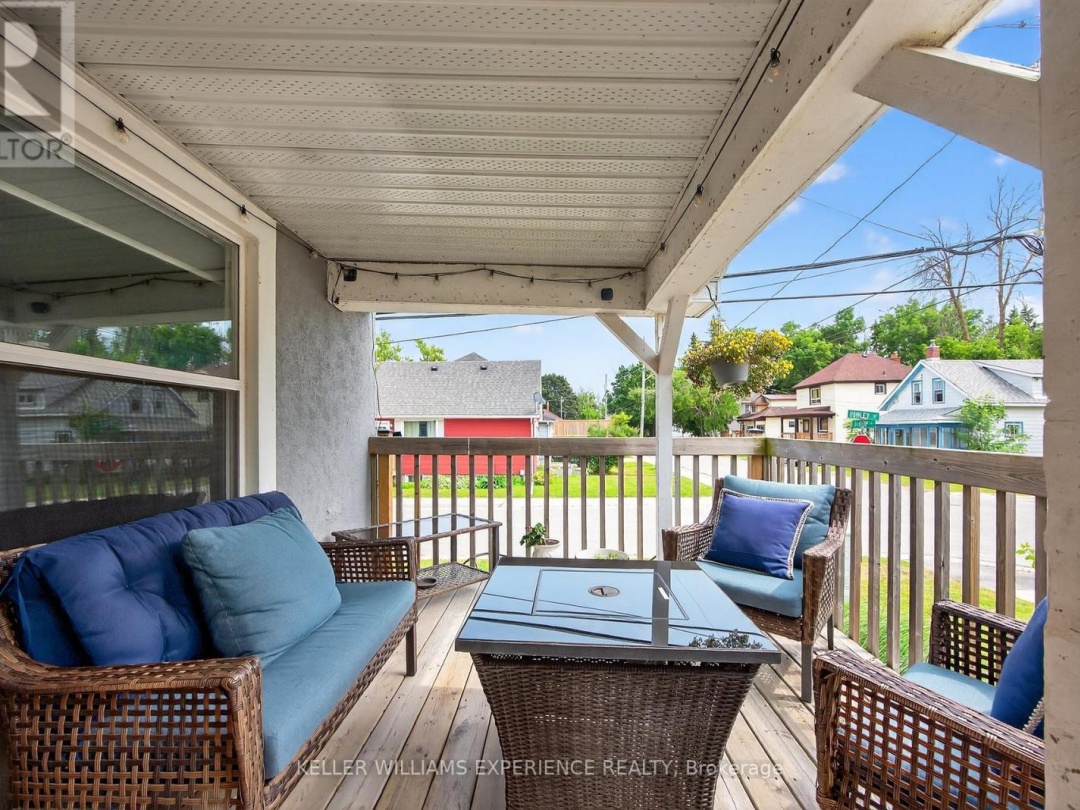 120 DUNLOP STREET, Orillia