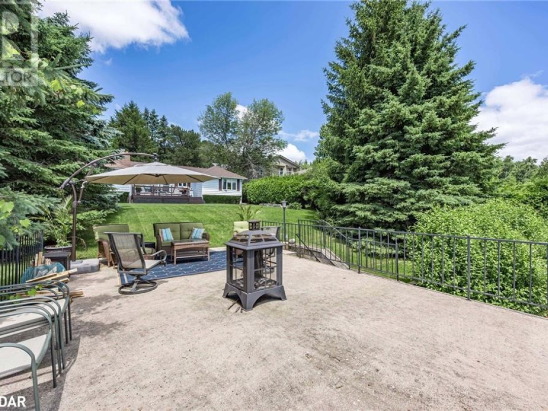 1125 Woodland Drive, Lake Simcoe