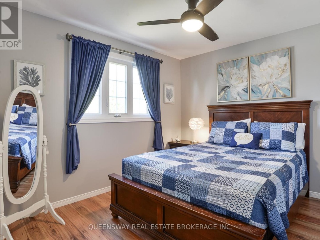 10 LEWIS DRIVE, Orillia
