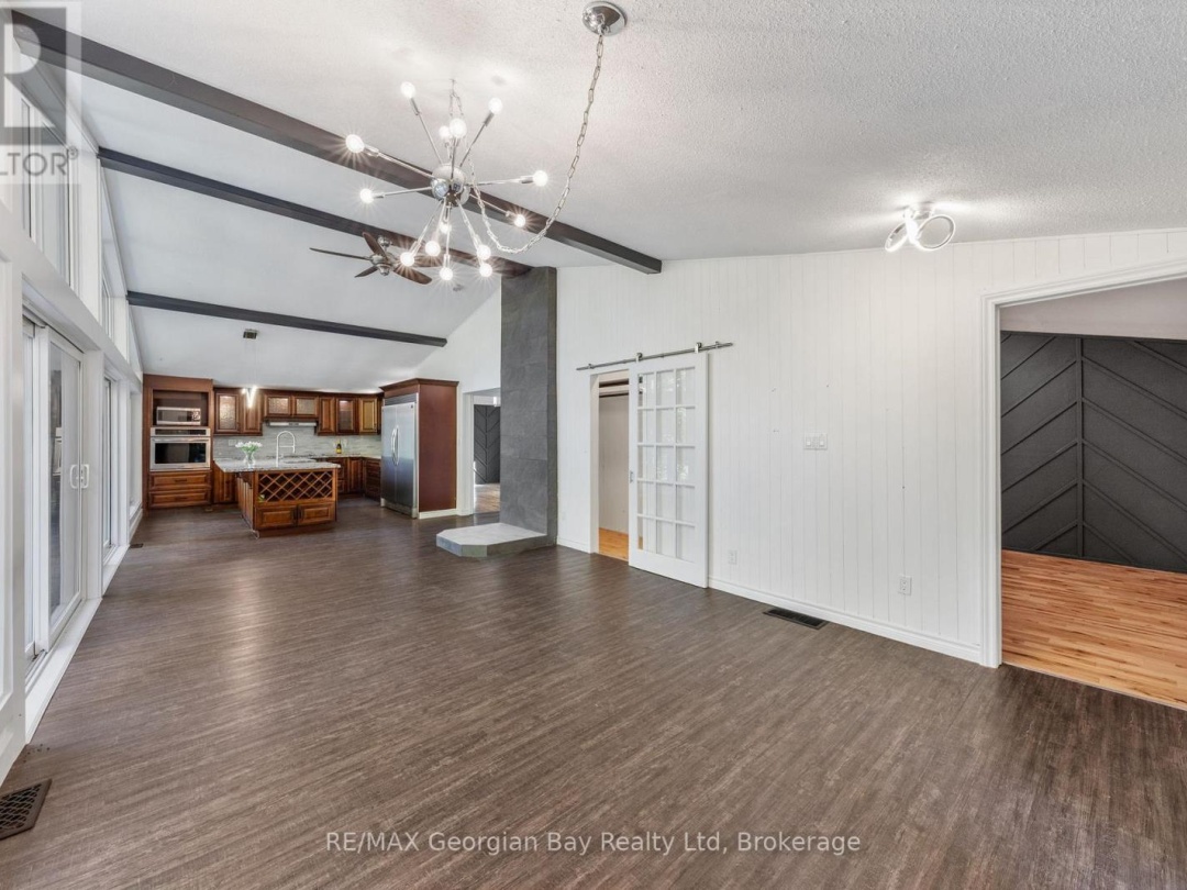 1745 TWIN OAKS CRESCENT, Matchedash Bay