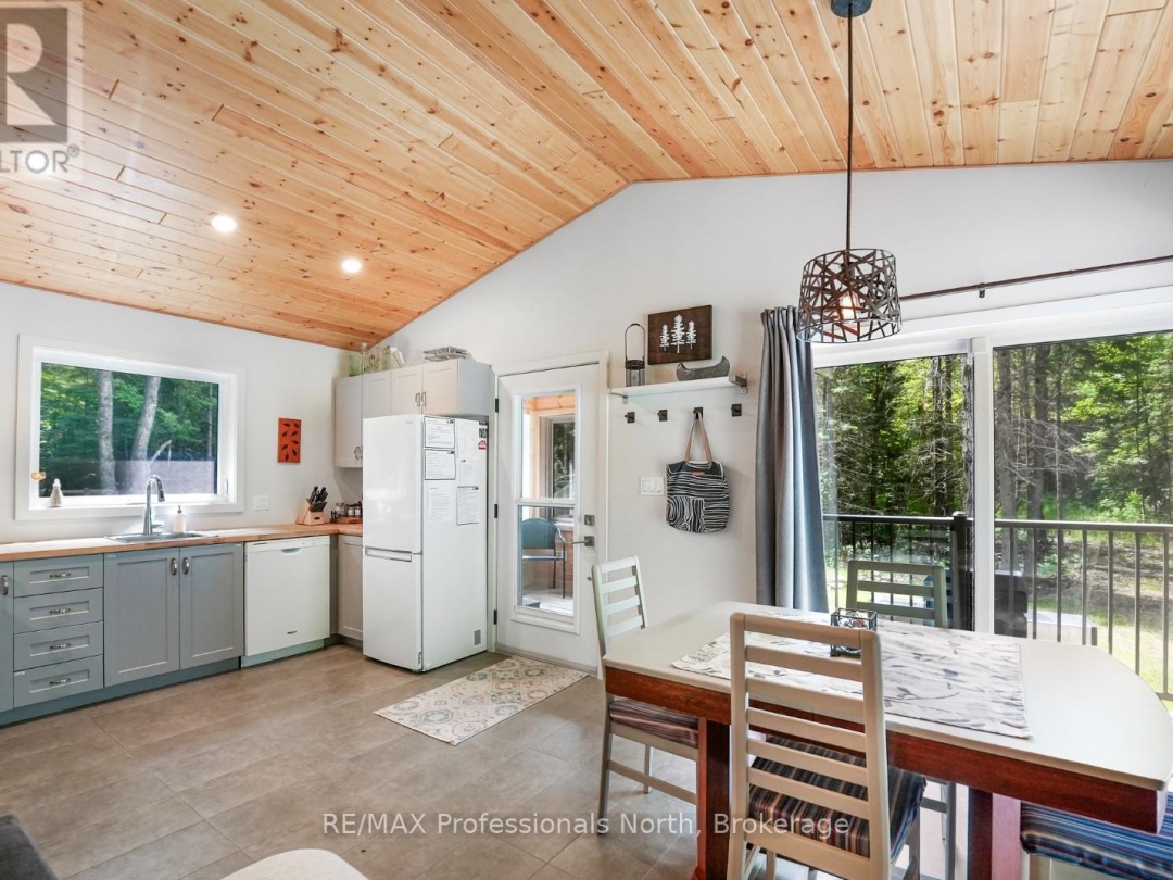 1462 MINNICOCK LAKE ROAD, 