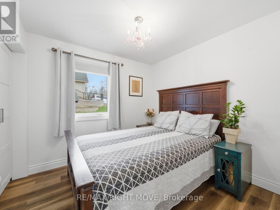 84 BRANT STREET W, Orillia