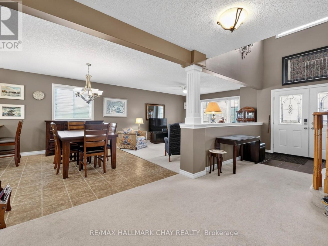 16 SHEPPARD DRIVE, Tay (Victoria Harbour)