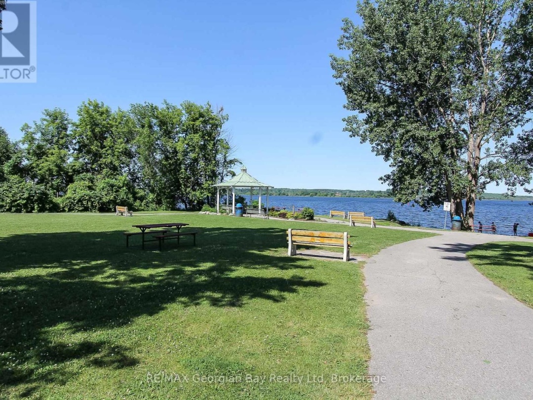210 WYCLIFFE COVE, Georgian Bay