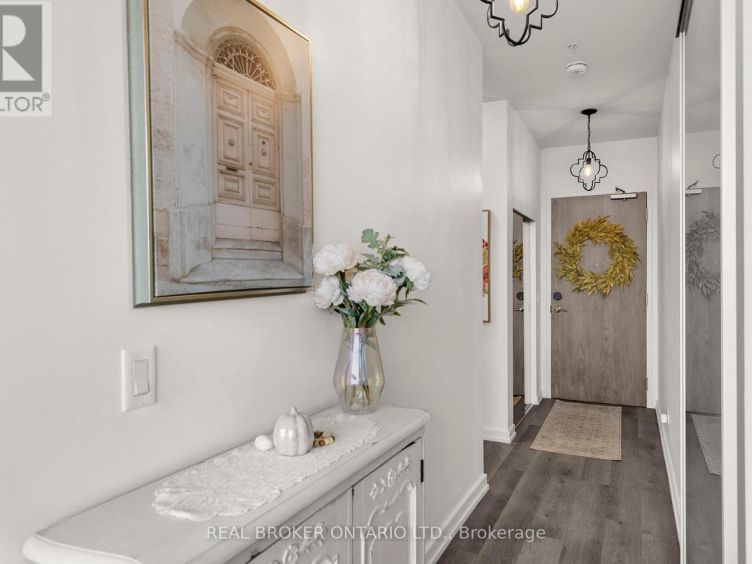 321 - 21 MATCHEDASH STREET S, 
