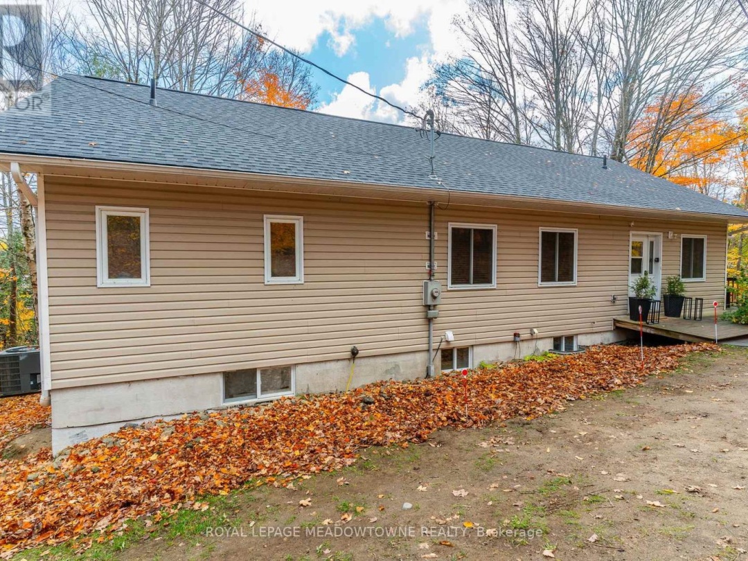 1658 HOSPITALITY ROAD, South Lake