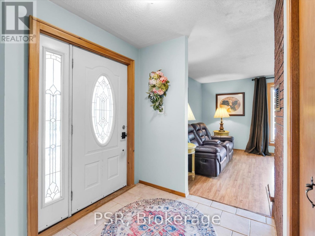1016 KAHSHE LAKE ROAD S, 