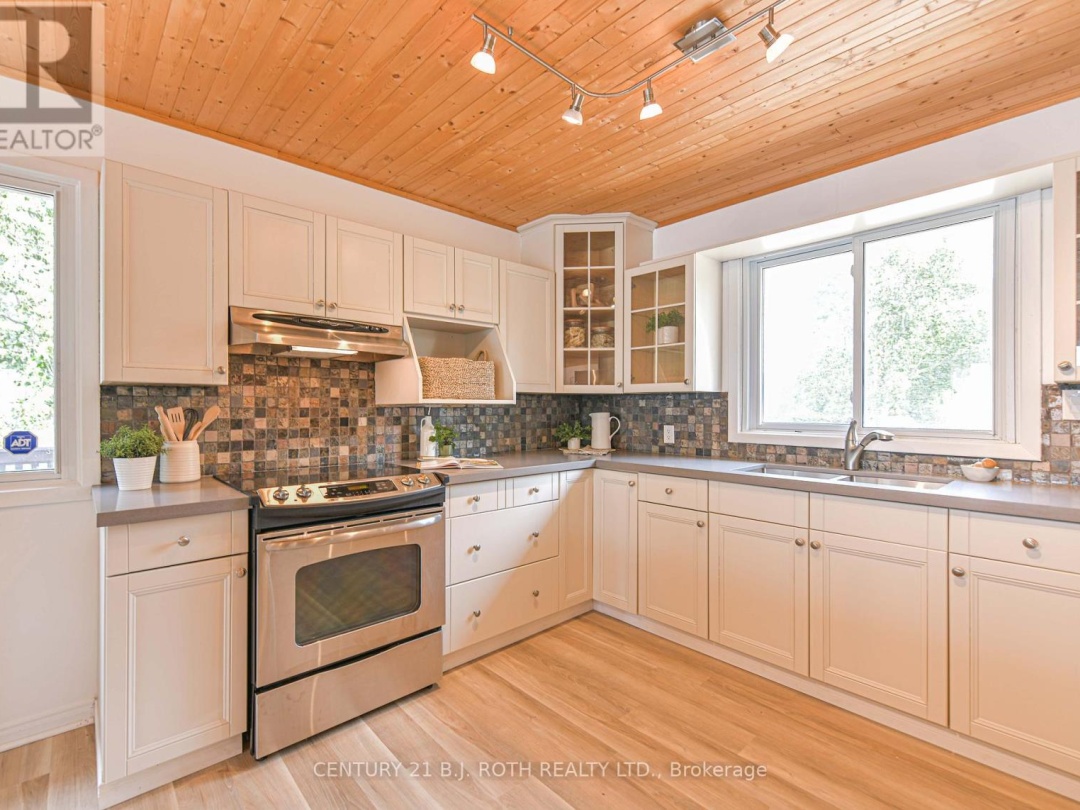 71 CAMPBELL BEACH ROAD, Dalrymple Lake