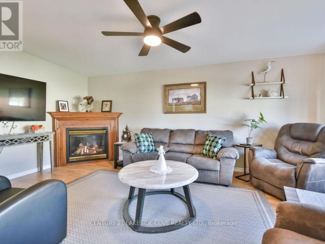 1355 HILLTOP ROAD, 