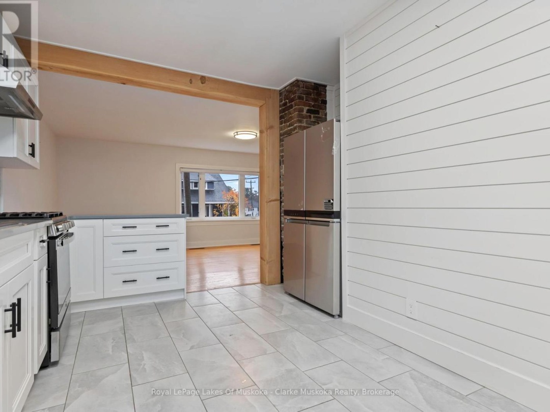 57 CASCADE STREET, Parry Sound
