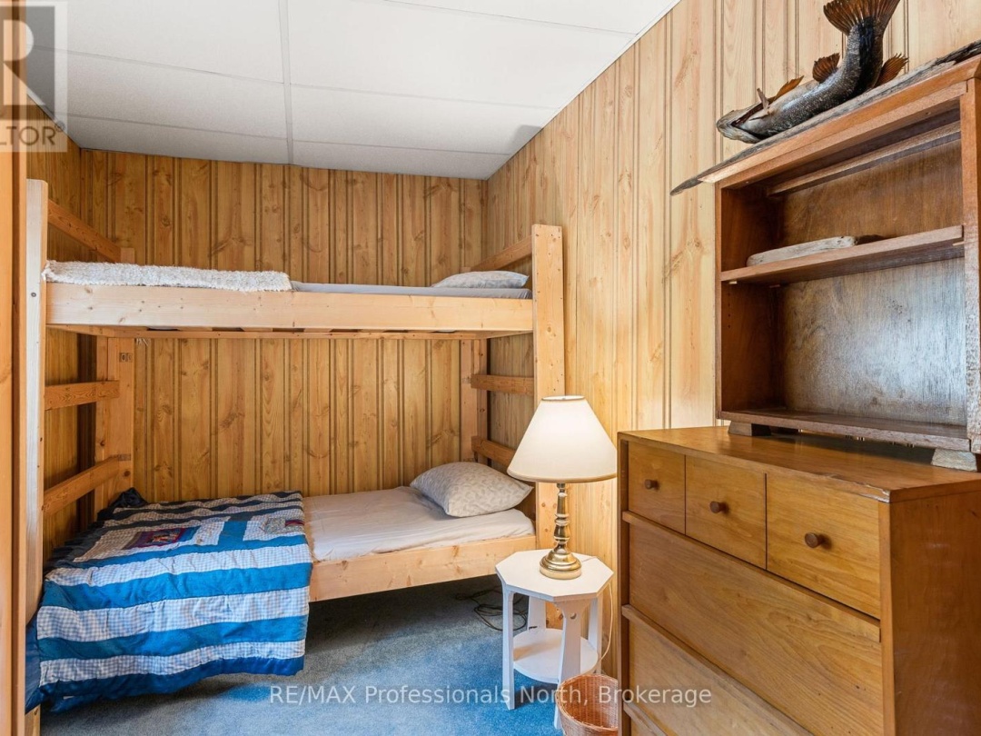 1201 TRELLIS TRAIL, Bob Lake