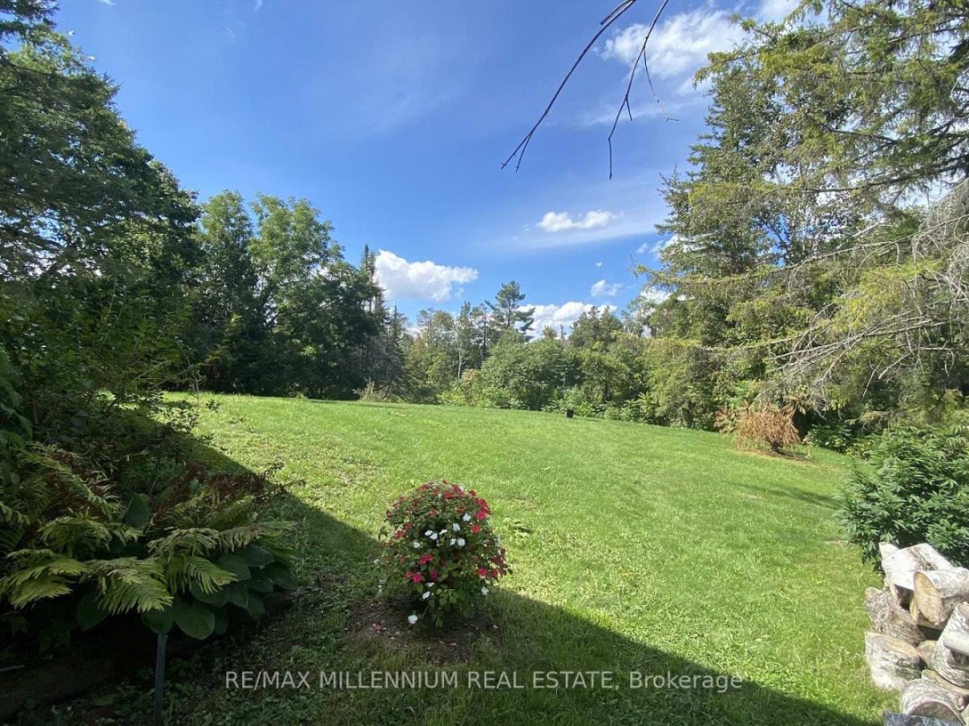 3741 CEDAR RAPIDS DRIVE S, North River