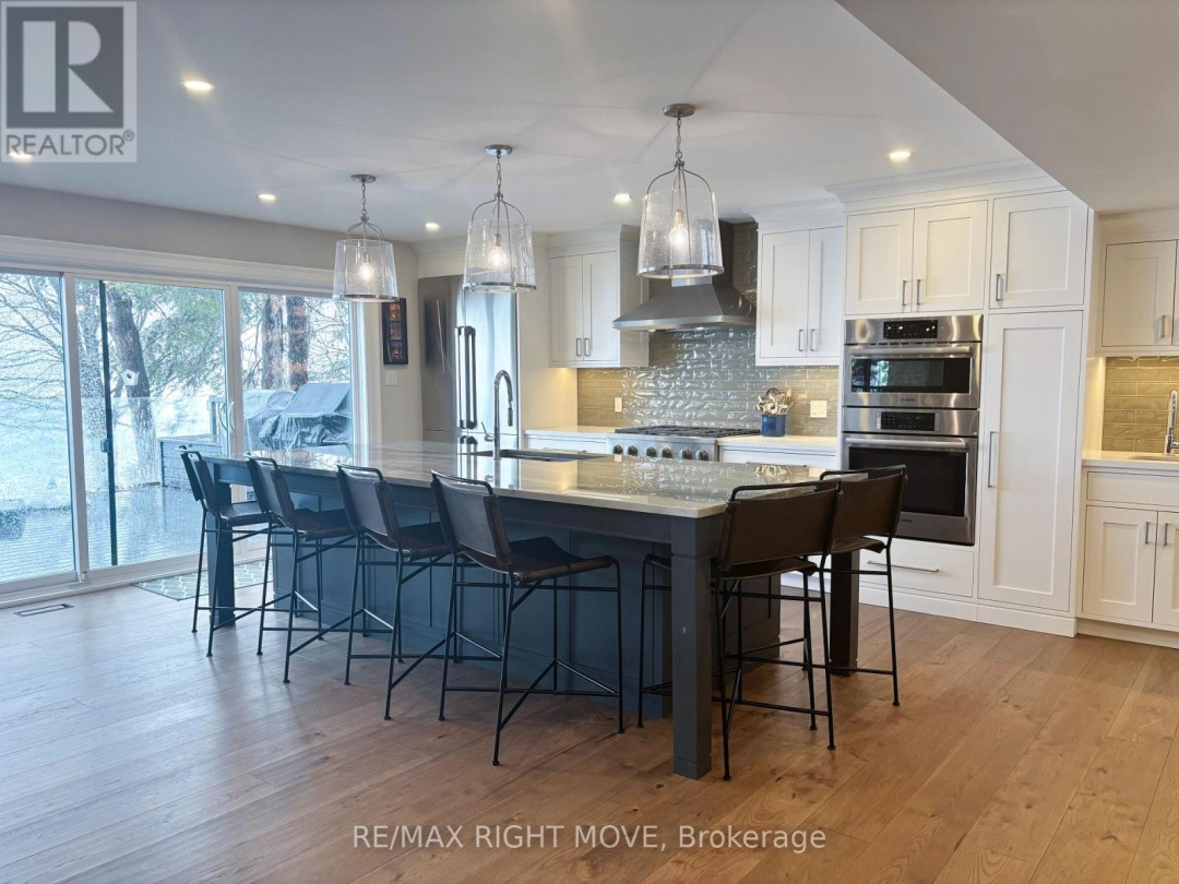 1189 WOODLAND DRIVE, Lake Simcoe