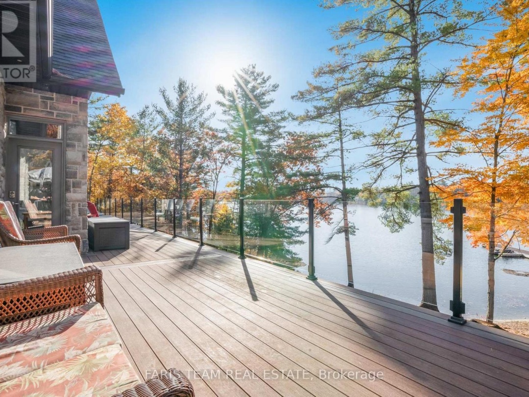 4245 Delta Road, Sparrow Lake