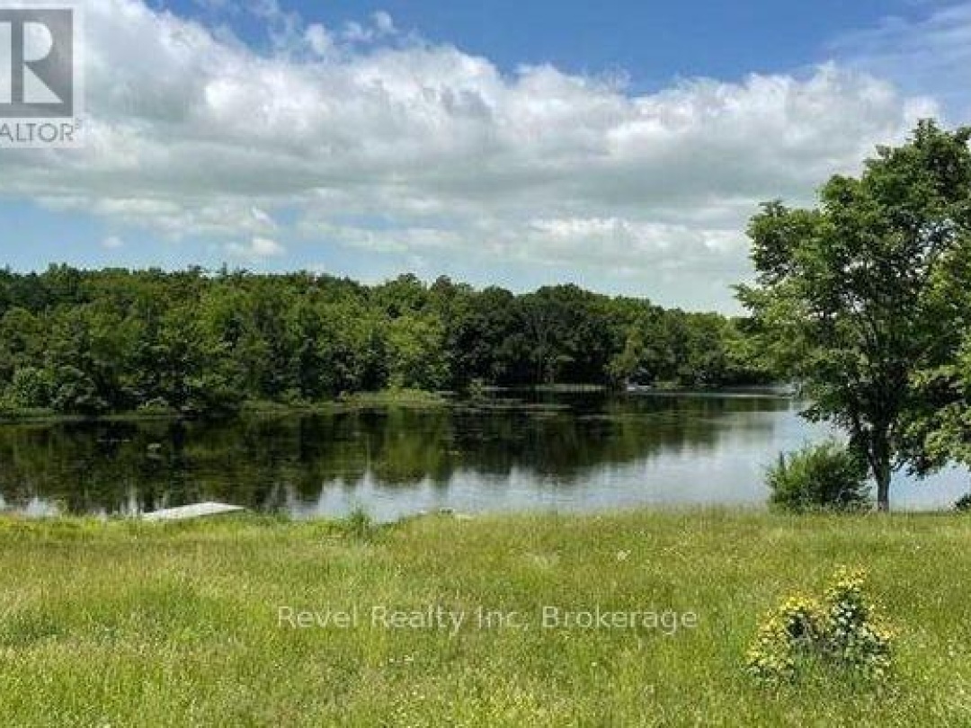 64 JONES ROAD, Manitouwabing Lake