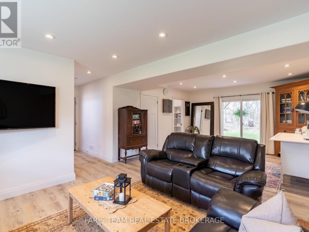 753 FIFTH AVENUE, Tay (Port McNicoll)
