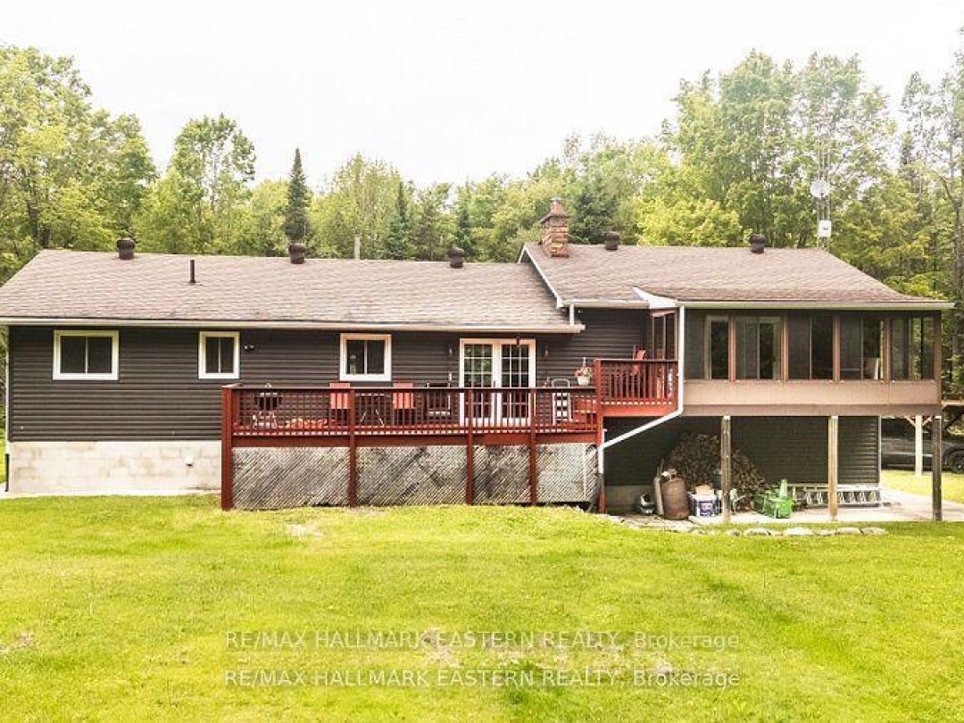 7 JUNIPER ISLE ROAD, Kawartha Lakes (Coboconk)