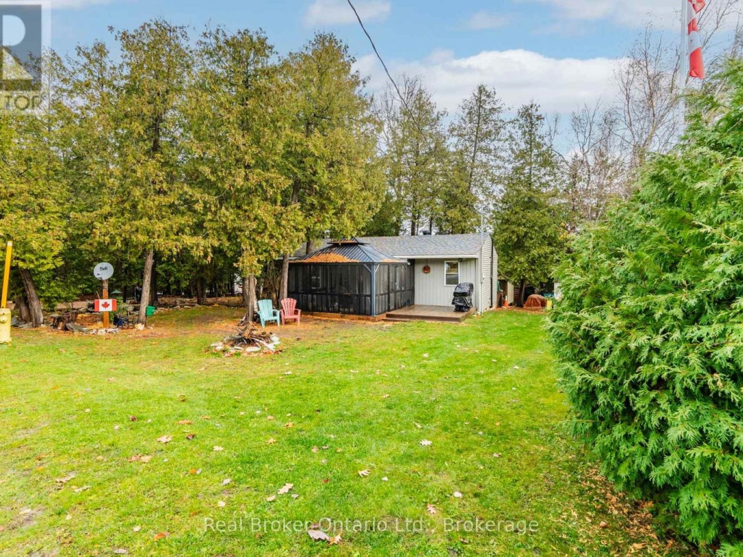 33 GLOUCESTER GROVE, Georgian Bay