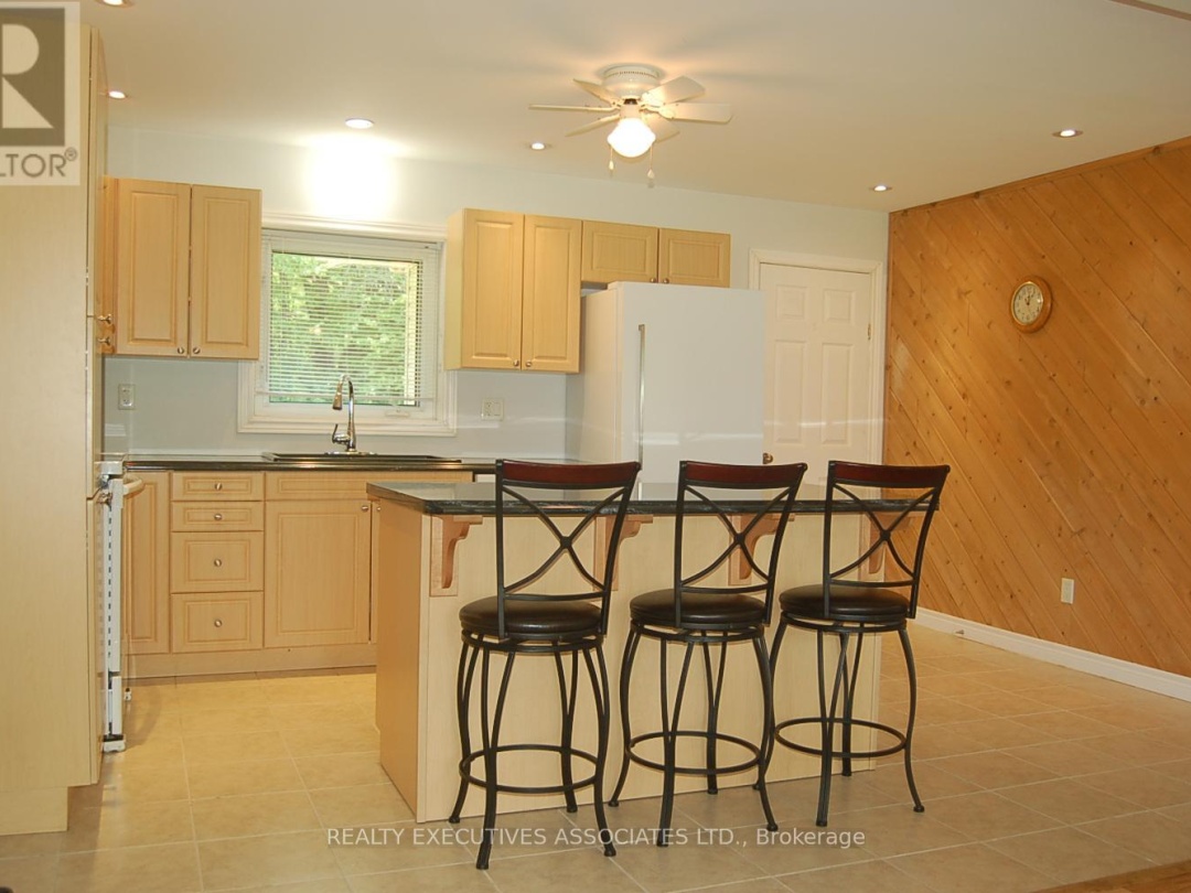 211 ALPINE LAKE ROAD, Pigeon Lake