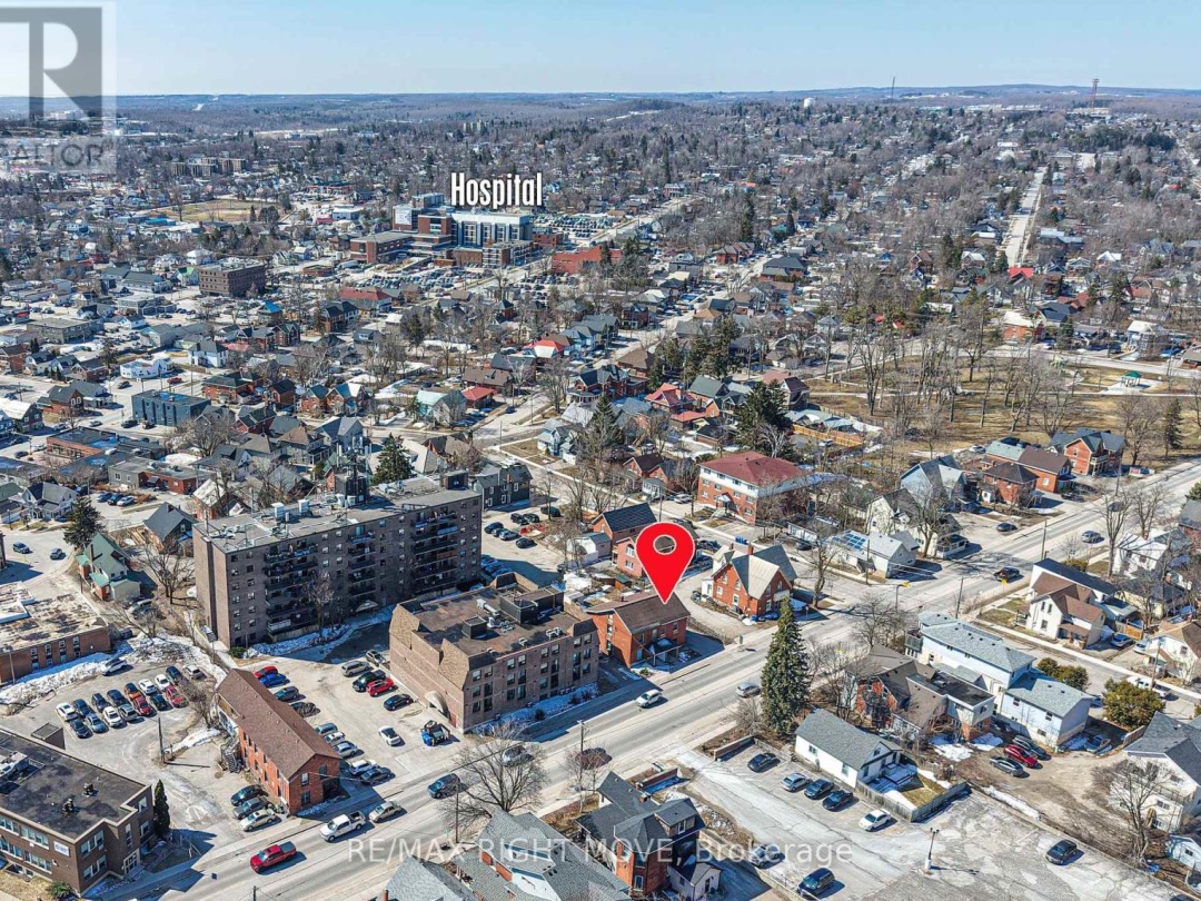 33 COLDWATER ROAD W, Orillia