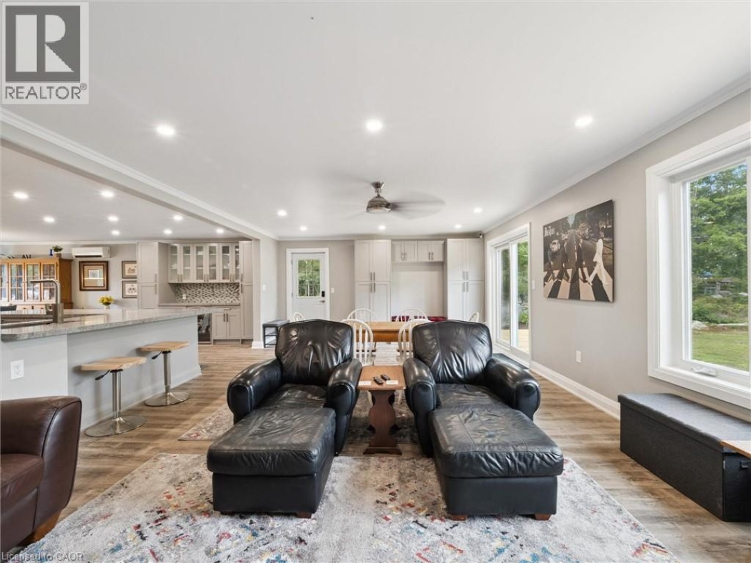 891 PENINSULA Road, Gravenhurst