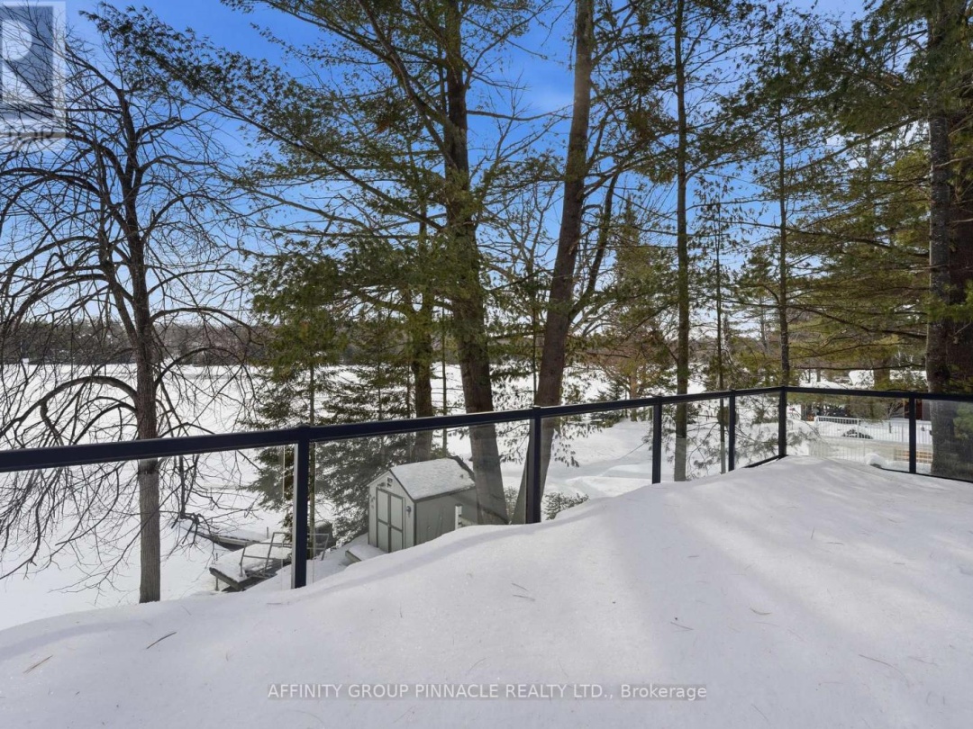 1150 MOORE LAKE ESTATES ROAD, Moore Lake
