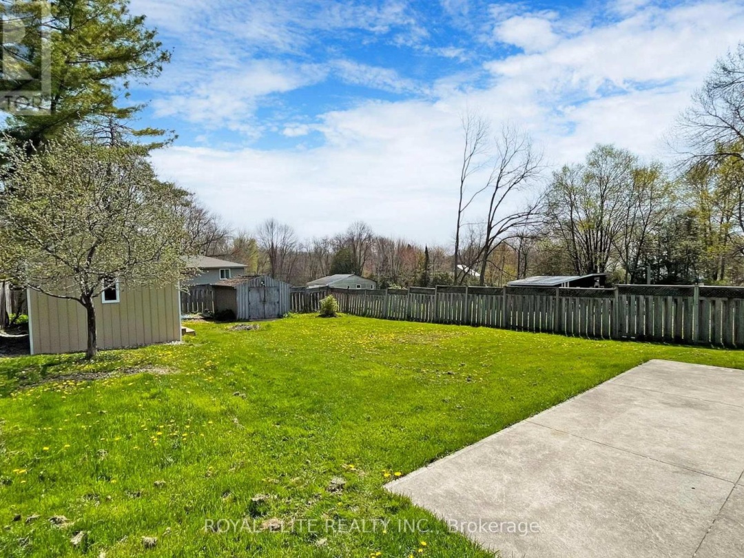 3965 HILLTOP ROAD, 