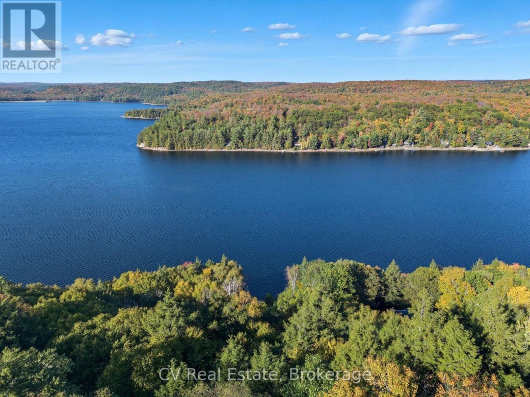 1399 BAYBREEZE LANE, Redstone Lake
