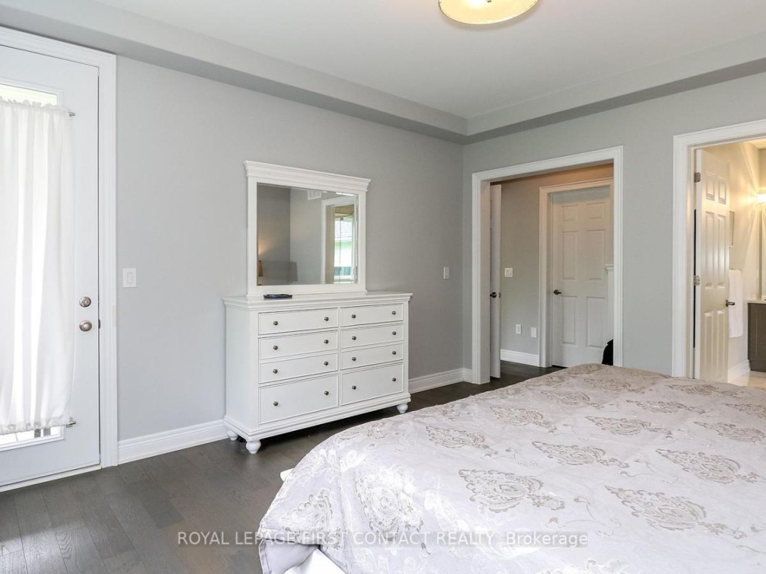 2066 ELANA DRIVE, Severn (Marchmont)